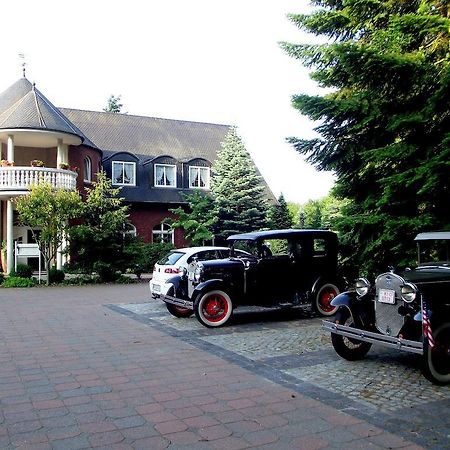 Hotel Und Restaurant Waldschloesschen Crivitz Экстерьер фото