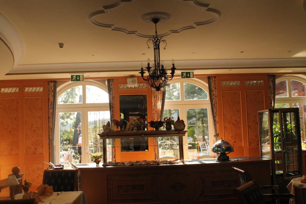 Hotel Und Restaurant Waldschloesschen Crivitz Экстерьер фото
