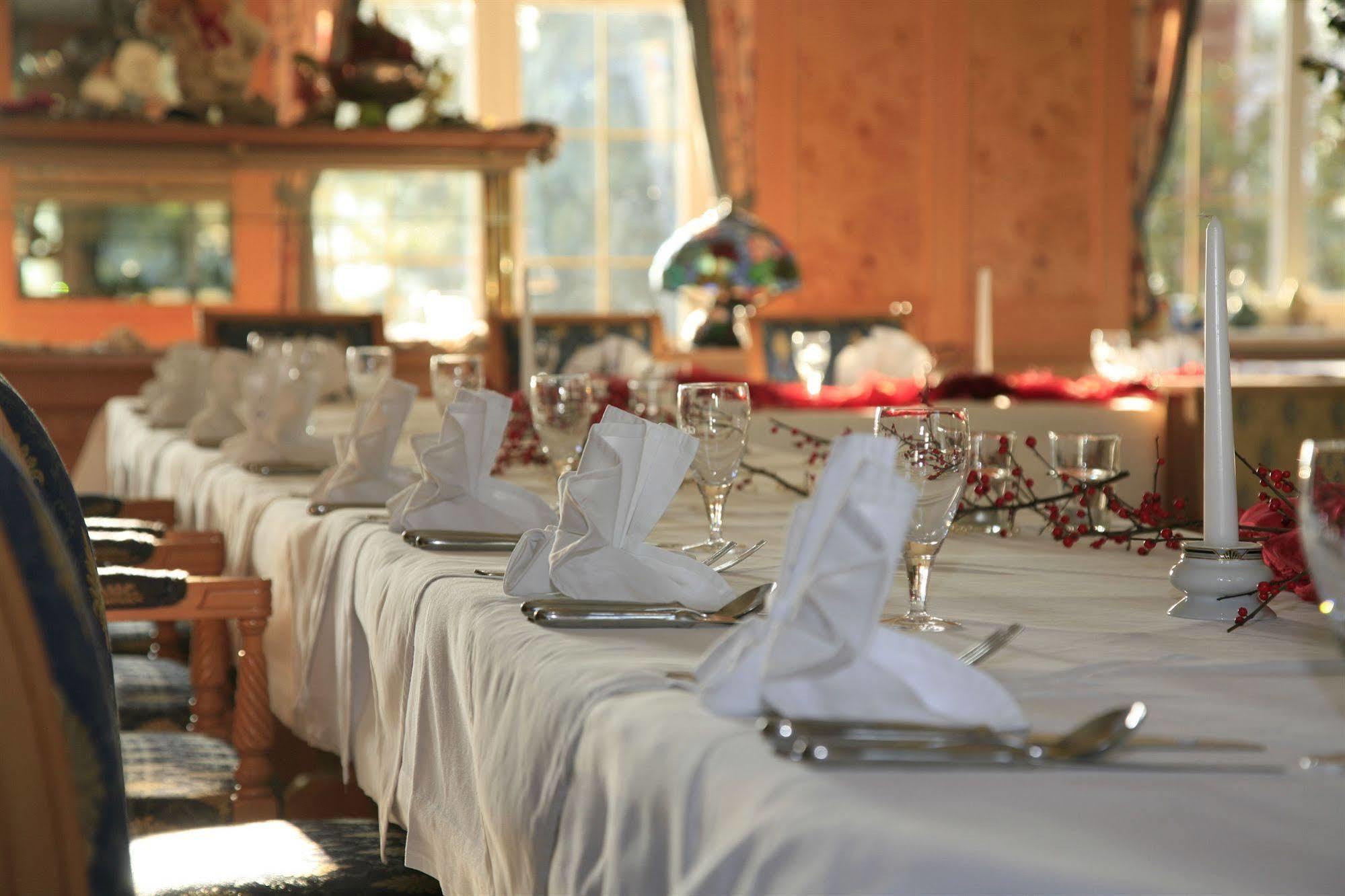 Hotel Und Restaurant Waldschloesschen Crivitz Экстерьер фото