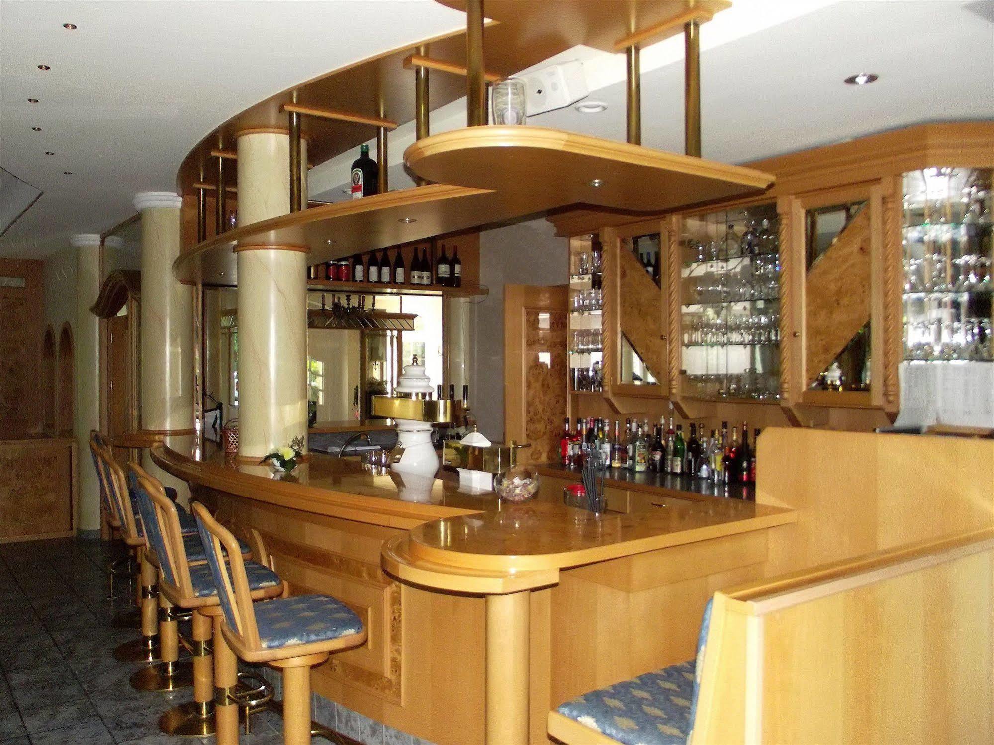 Hotel Und Restaurant Waldschloesschen Crivitz Экстерьер фото
